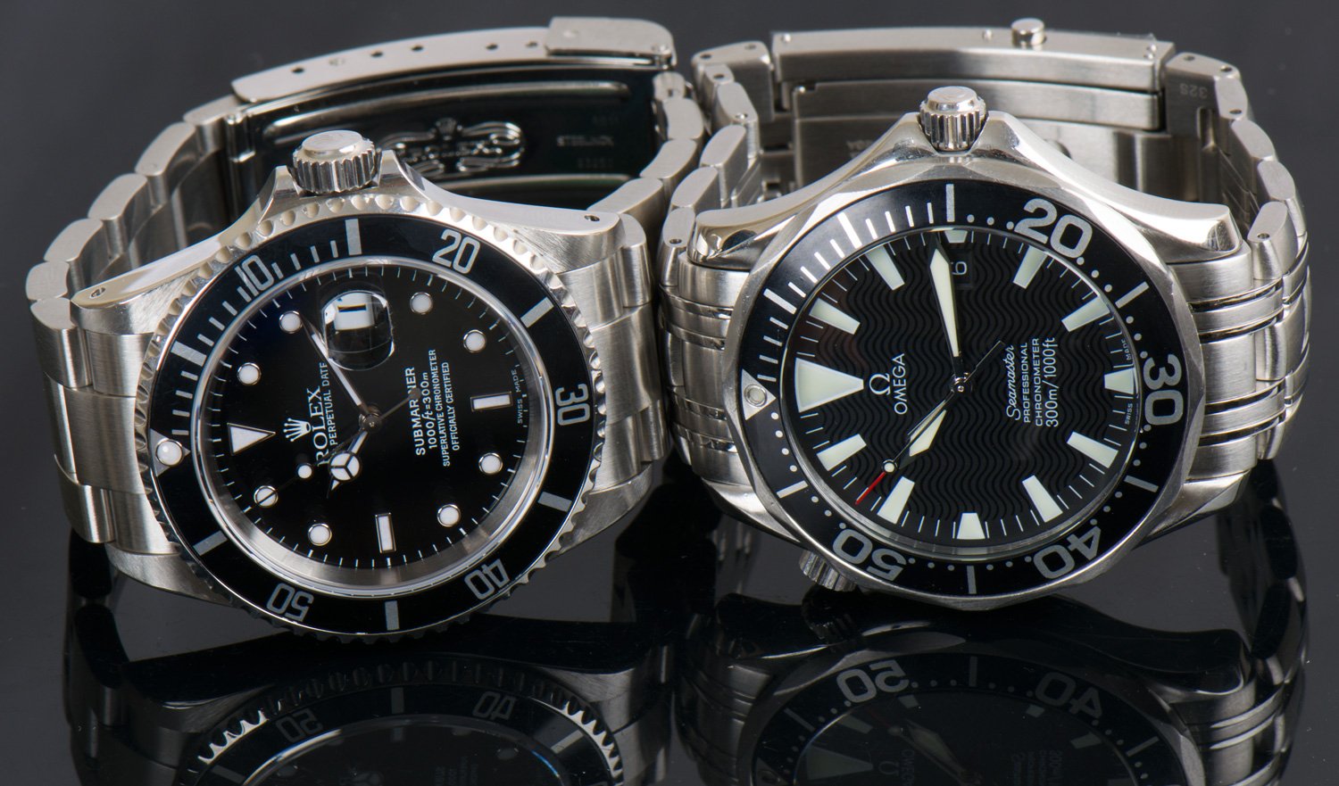 sub-vs-seamaster-90s-02.jpg