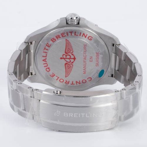 Rear / Band View of Avenger GMT 44