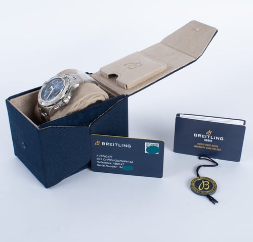 Box / Paper shot of Avenger B01 Chronograph 44