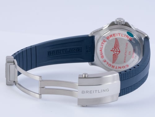 Open Clasp Shot of SuperOcean Auto 42