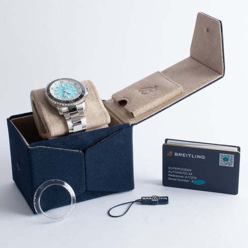 Box / Paper shot of SuperOcean Automatic 44