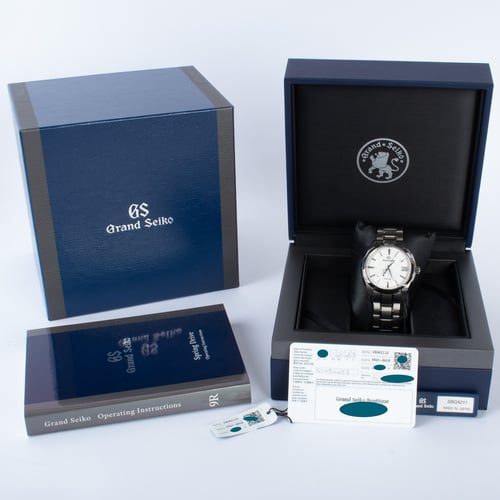 Box / Paper shot of Heritage 'Snowflake'
