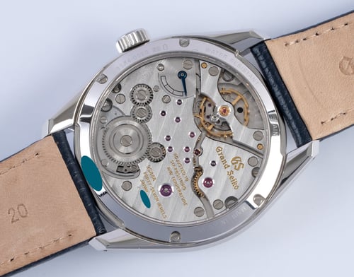 Caseback of Evolution 9 Hi Beat