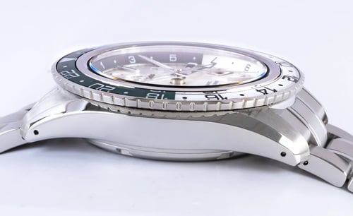 9' Side Shot of Sport GMT Hi-Beat