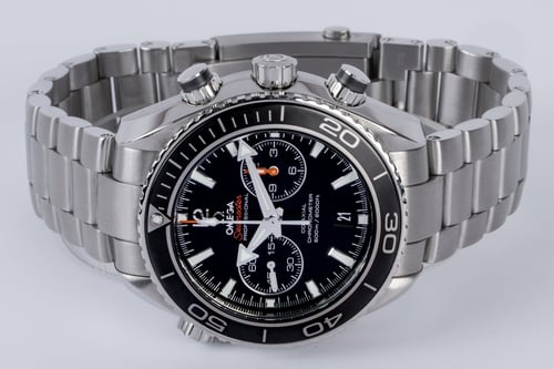 Front View of Seamaster Planet Ocean Chronograph