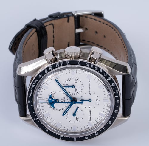 Front View of Speedmaster Moon Phase Moonwatch
