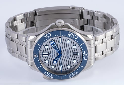 Front View of Seamaster Diver 300M