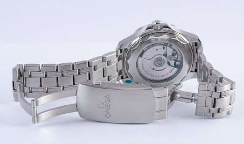 Open Clasp Shot of Seamaster Diver 300M