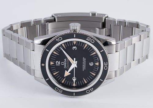 Front View of Seamaster 300 Master Co-Axial
