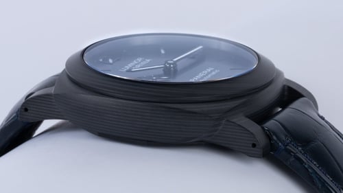 9' Side Shot of Luminor Carbotech Blu Notte 44