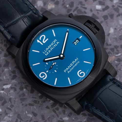 Stylied photo of  of Luminor Carbotech Blu Notte 44