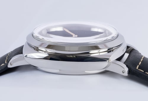 9' Side Shot of Luminor 1950 3 Days 47mm