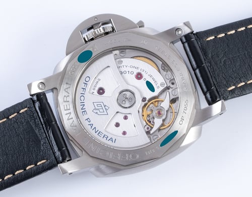 Caseback of Luminor Marina 1950 3 Days 42mm