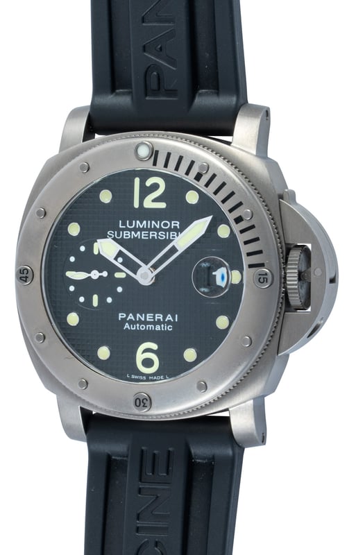 Panerai - Luminor Submersible PAM00025