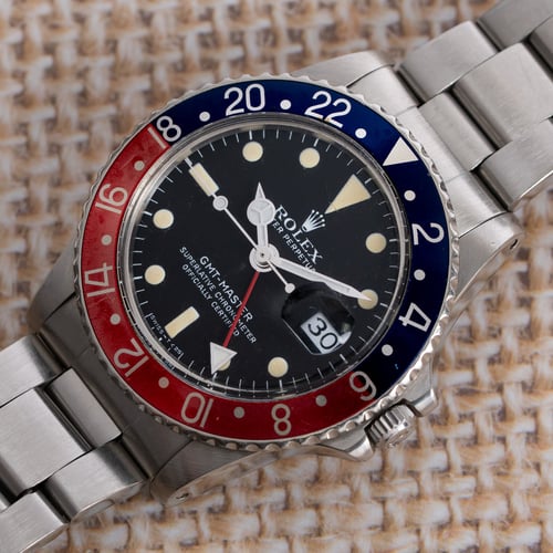 Stylied photo of  of GMT-Master 'Pepsi'