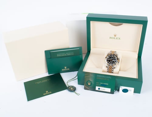 Box / Paper shot of GMT-Master II 'Zombie'
