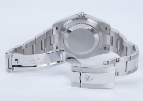 Open Clasp Shot of Datejust 41