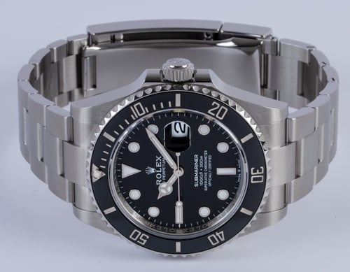 Front View of Submariner Date 41