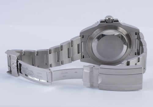 Open Clasp Shot of Submariner Date 41
