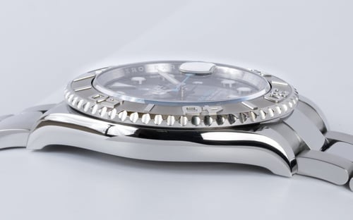 9' Side Shot of Yacht-Master 40