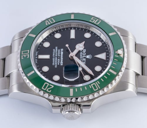 Crown Side Shot of Submariner Date 41 'Starbucks'