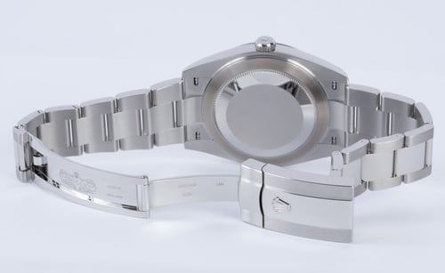 Open Clasp Shot of Datejust 41