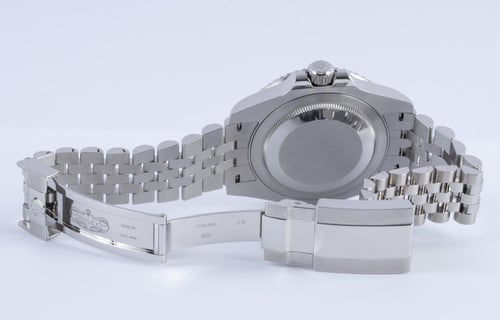 Open Clasp Shot of GMT-Master II 'Pepsi'