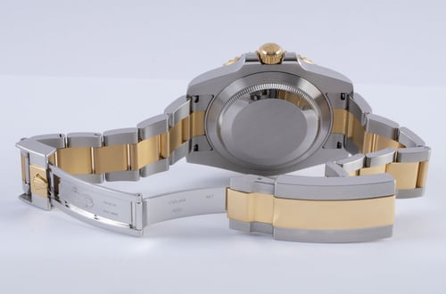 Open Clasp Shot of Submariner Date