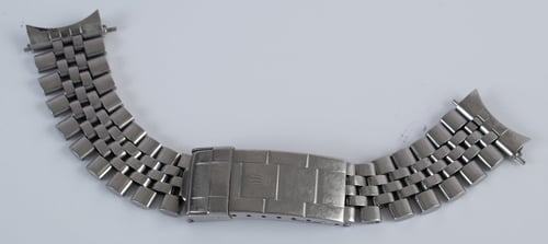 Extra Rear Shot of Submariner Date 1680