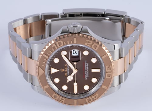 Front View of Yacht-Master 40