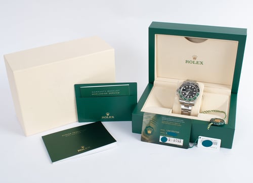 Box / Paper shot of GMT-Master II 'Sprite'