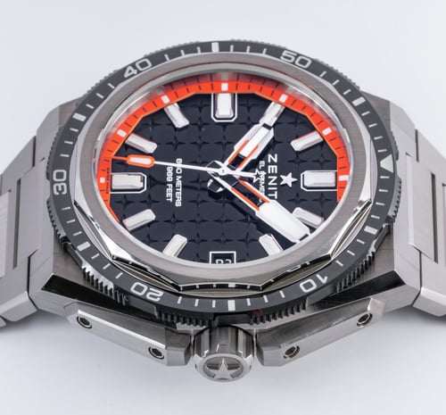 Extra Side Shot of Defy Extreme Diver