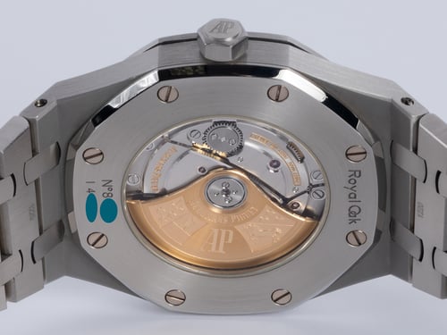 Caseback of Royal Oak 41