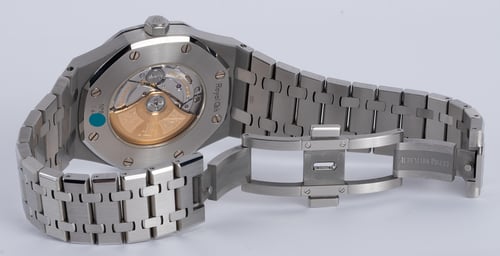 Open Clasp Shot of Royal Oak 41