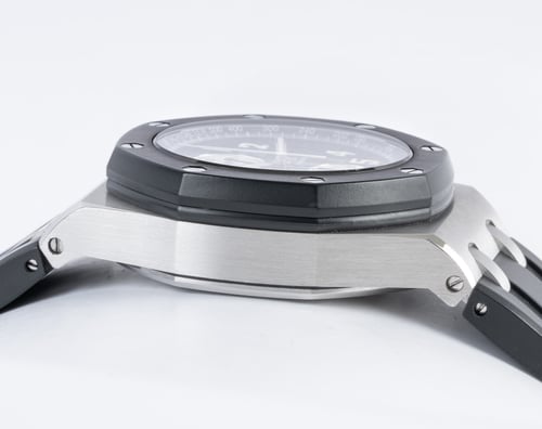 9' Side Shot of Royal Oak Offshore Chronograph