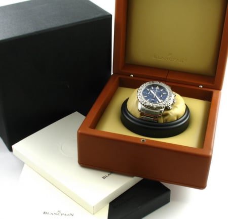 Box / Paper shot of Air Command Chronograph Limited Edition for Asprey