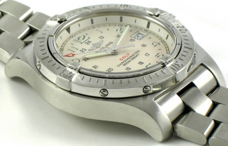 9' Side Shot of Colt Quartz