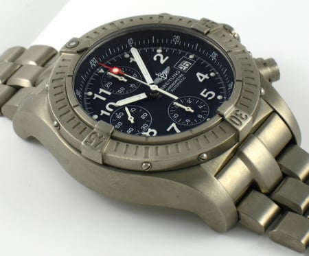 9' Side Shot of Chrono Avenger