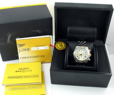 Box / Paper shot of Chronomat Evolution