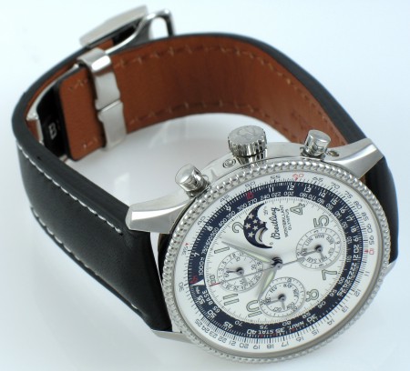 Front View of Navitimer Montbrillant Olympus