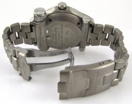 Open Clasp Shot of Emergency
