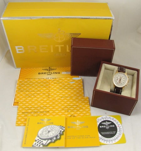Box / Paper shot of Navitimer Montbrillant Datora