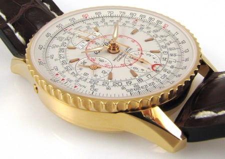 9' Side Shot of Navitimer Montbrillant Datora