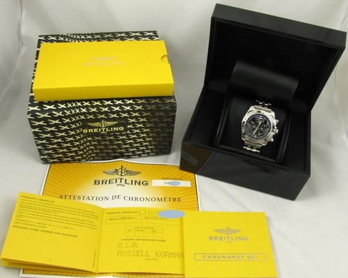 Box / Paper shot of Chronomat 44