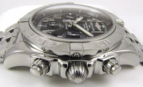 Crown Side Shot of Chronomat 44