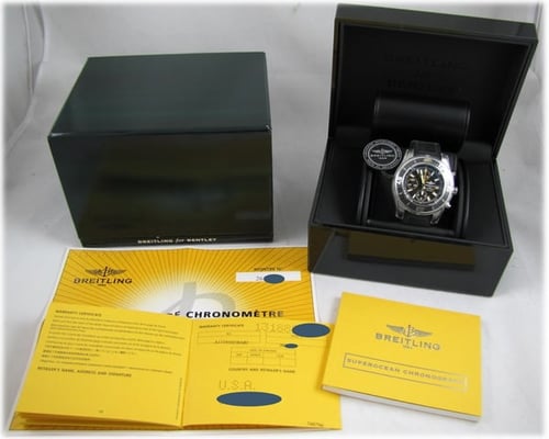 Box / Paper shot of SuperOcean Chronograph