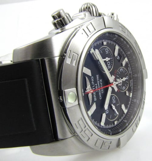 Dial Shot of Chronomat 44