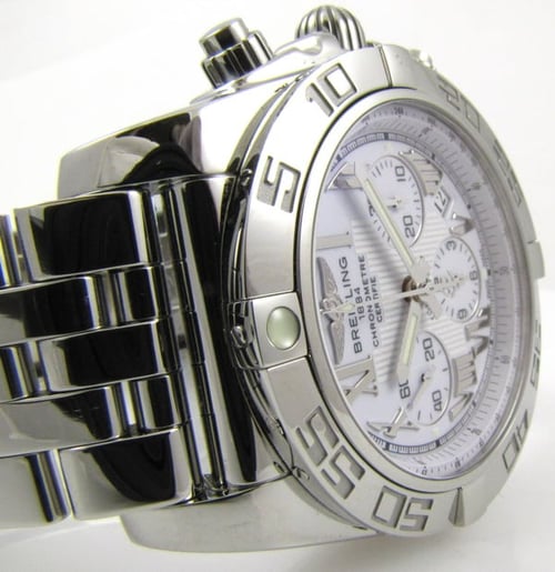 Dial Shot of Chronomat 44