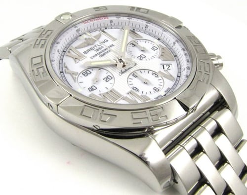 9' Side Shot of Chronomat 44