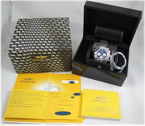Box / Paper shot of Chronomat B04 GMT